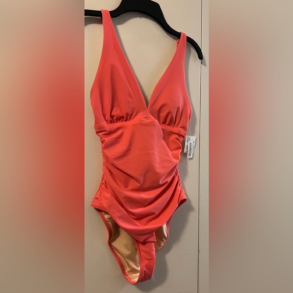 🆕 NWT AMAZON ESSENTIALS CORAL PINK BATHING SUIT (2) - Picture 4 of 9